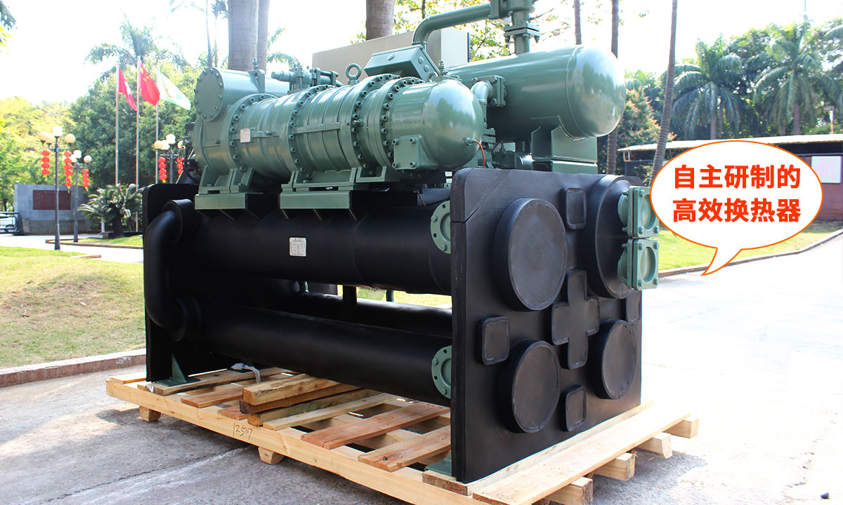 水源熱泵制取90度熱水,采用自主研制作的高效換熱器
